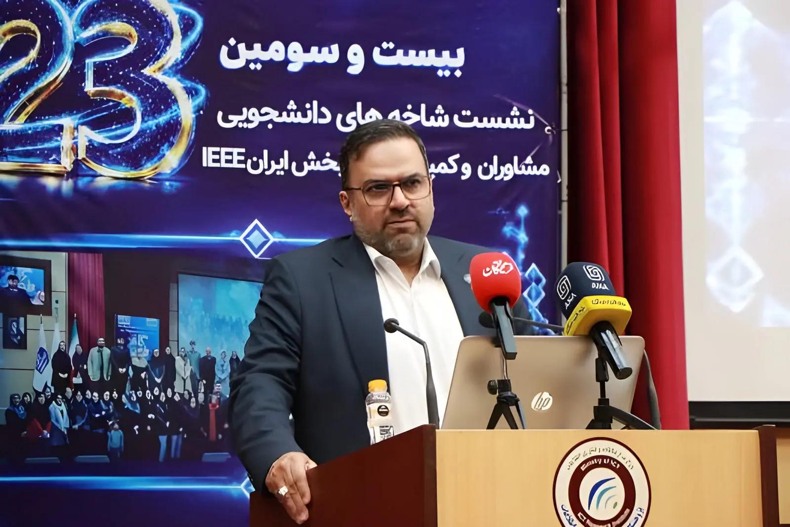 رئیس پژوهشگاه ICT: ورود اطلاعات سازمانی به سامانه‌های هوش مصنوعی می‌تواند به خروج داده‌ها منجر شود
